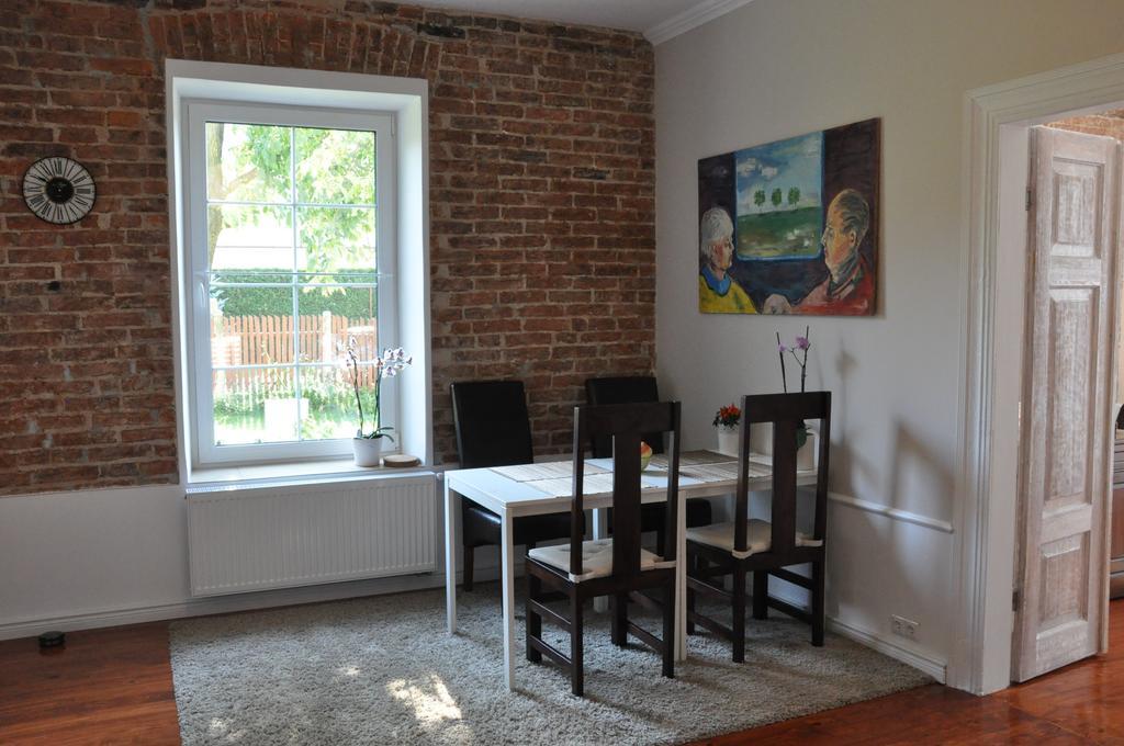 Be Well 3-Rooms Apartment With Parking And Garden Varsovie Extérieur photo