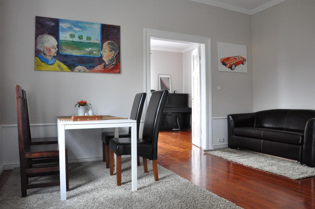 Be Well 3-Rooms Apartment With Parking And Garden Varsovie Extérieur photo