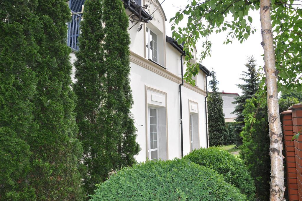 Be Well 3-Rooms Apartment With Parking And Garden Varsovie Extérieur photo